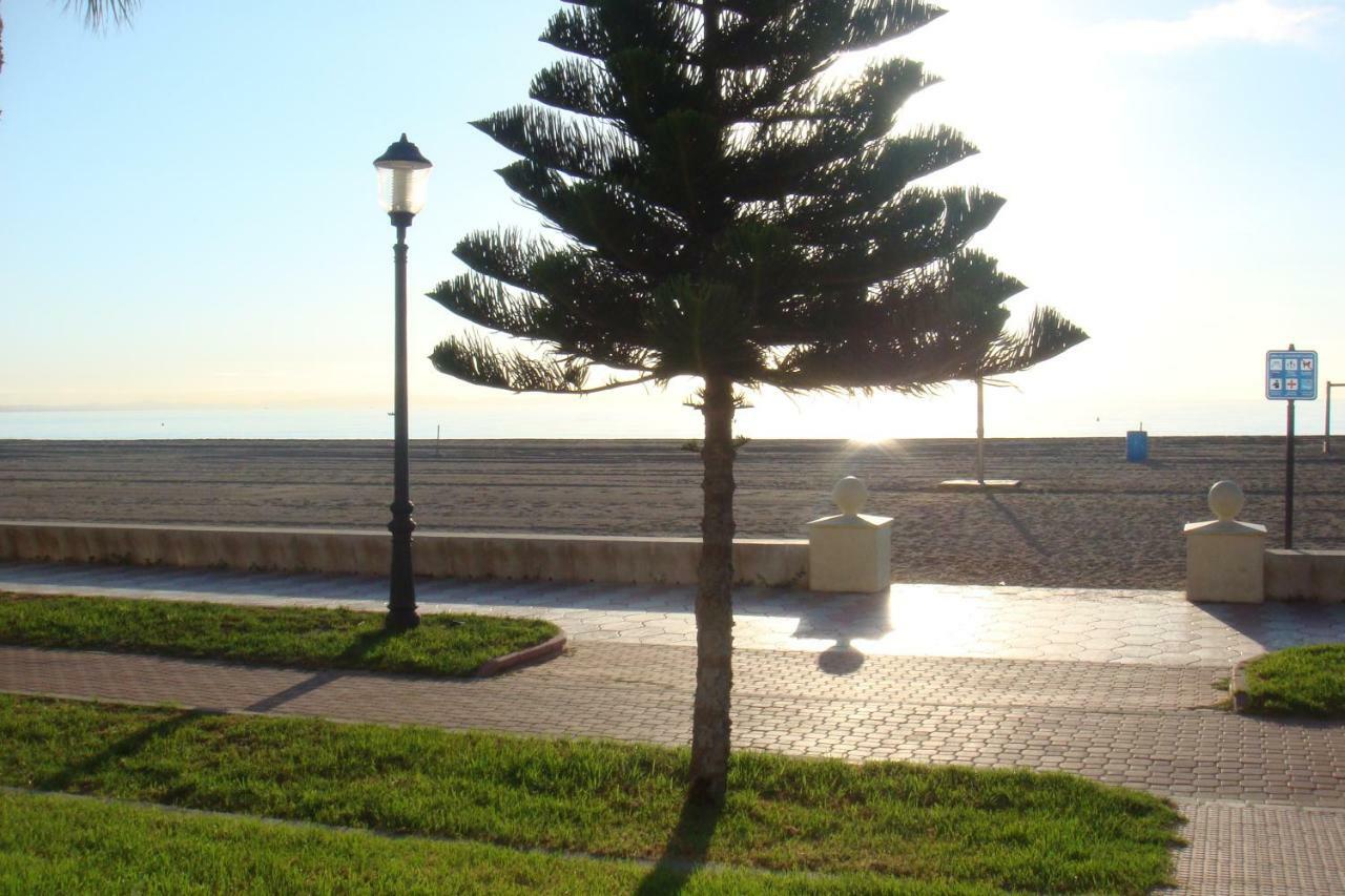 Olimpiadas bajo Roquetas de Mar Exterior foto